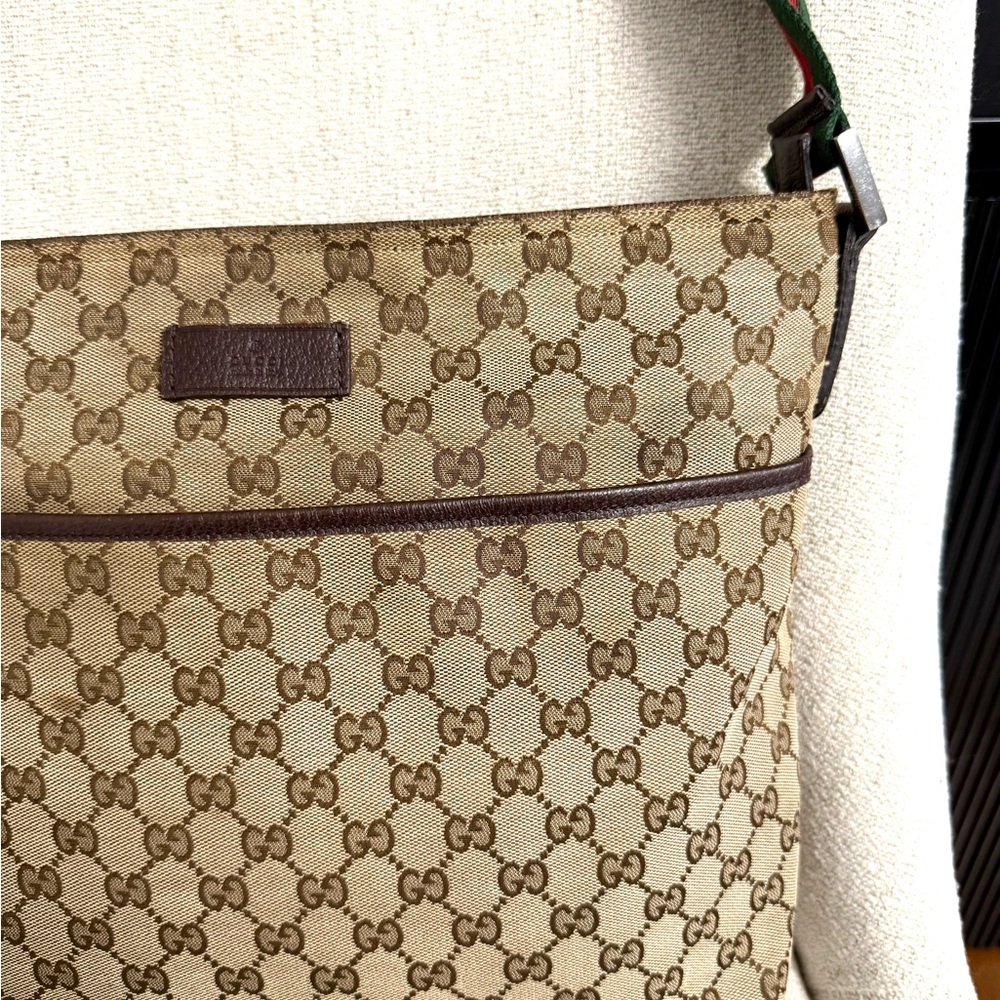 Authentic Gucci unisex messenger bag brown monogram canvas - Picture 9 of 16